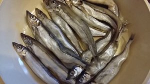 Мойва,тушенная с луком/очень быстро и очень вкусно