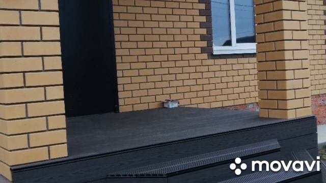Отделка крыльца ДПК с изготовлением металлокаркаса со ступенями.