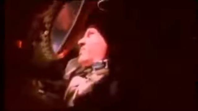 Американские Космонавты Столкнулись в Космосе с Невероятным Ад в Солнце смотреть онлайн