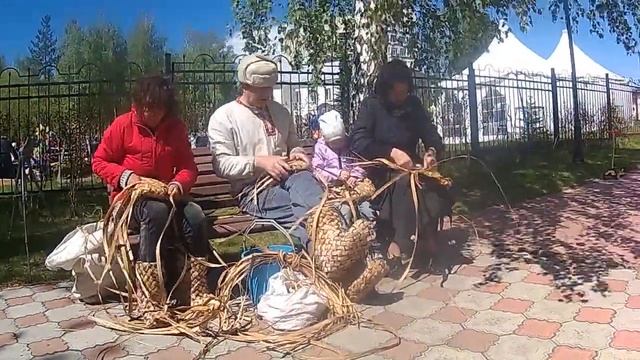 славянской письменности лапти русские смотреть онлайн