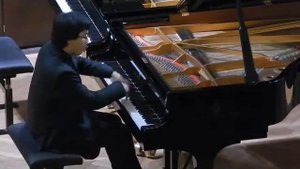 Прелюдия и фуга BWV.862 Баха， Соната Моцарта ( 1-ая часть) К.570
