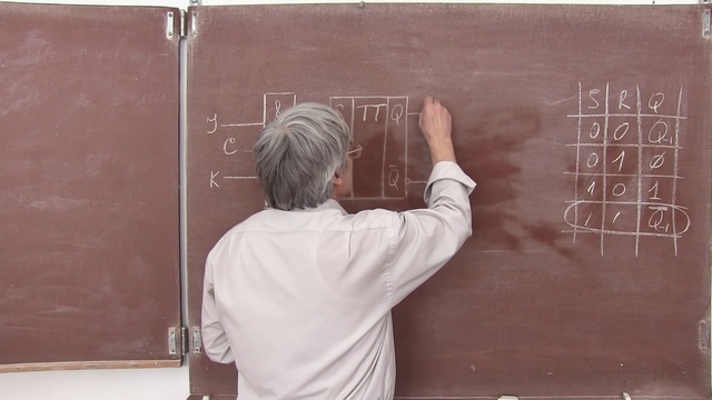 Лекция 134. JK-Триггер смотреть онлайн