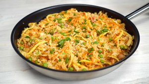 Вкусный ужин за 25 минут! ЖАРЕНЫЙ РИС С ОВОЩАМИ И БЕКОНОМ по-азиатски.