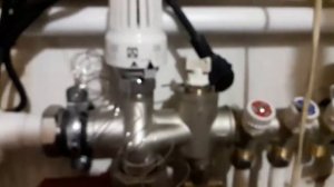 Как работает насосно смесительный узел. Обвязка котла с бойлером.