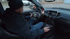 Fiat 500e -  доступный электромобиль для города из США
