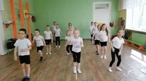 Ритмическая разминка "Чика-Рика"