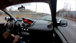 Renault Twingo Gordini R.S. provok a Nissan Nismo 370 Z