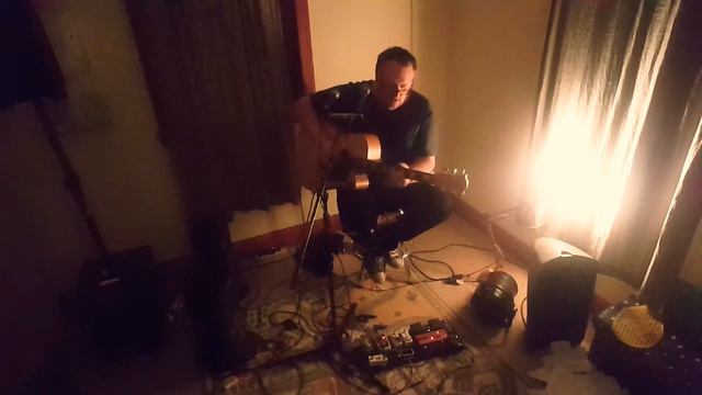 A cover of Bob Marley's IS THIS LOVE just after the cops came to the door for noise complaints. смотреть онлайн