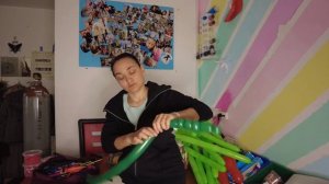 Трава из воздушных шаров для букета цветов. Декор из шаров для букета