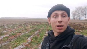 УБОРКА черной мульчирующей ПЛЕНКИ с помидорного ПОЛЯ