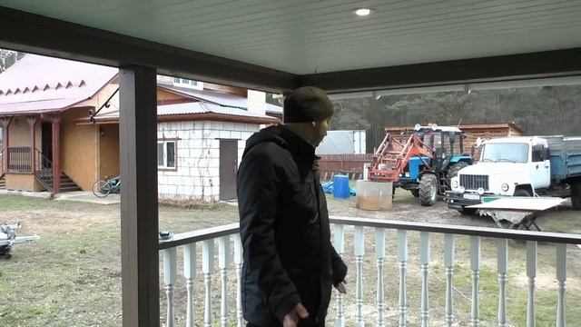 Одноэтажная баня из профилированного  бруса камерной сушки. Баня с террасой.
