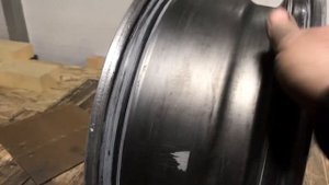 КАК ПОКРАСИТЬ ДИСКИ БАЛЛОНЧИКОМ. НА БМВ В ПРОСТОМ ГОРАЖЕ САМОМУ