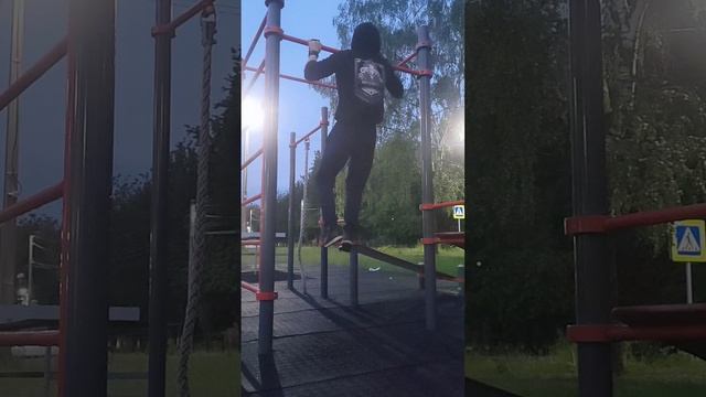 22 день челленджа 3000 подтягиваний. уложился в 12 минут смотреть онлайн