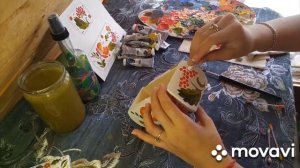 Петриковская роспись на объемной шкатулке