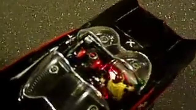 AURORA BATMOBILE MODEL WITH LIGHTS смотреть онлайн