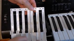 Чтобы не дребезжали клавиши