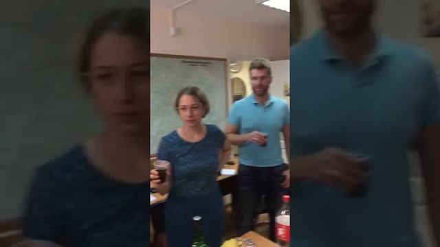 Первая сделка , риэлторство, празднование