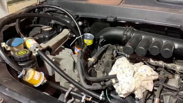 Замена масла с промывкой и чисткой форсунок Freelander 2 смотреть онлайн