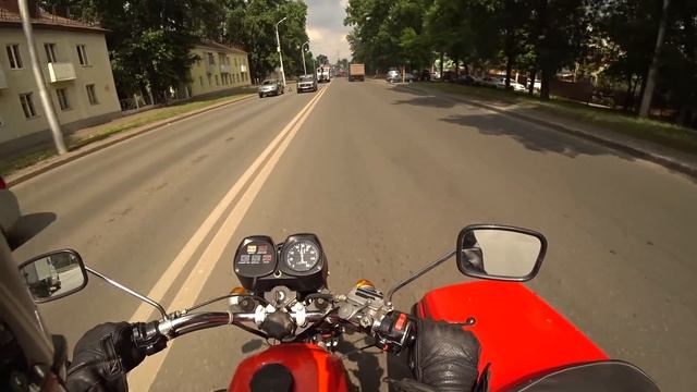 К Болту спустя два года...... смотреть онлайн