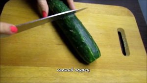 Лёгкий слоёный салат всего лишь из трех ингредиентов, без вреда для фигуры! ?