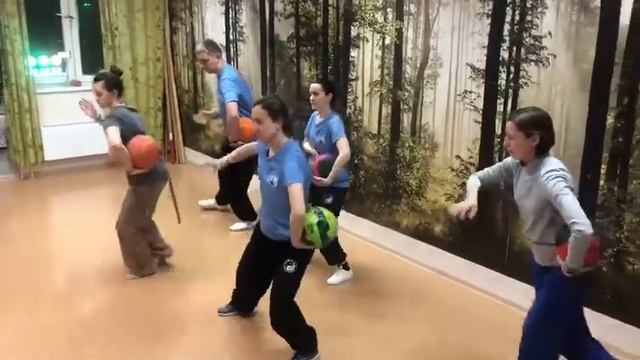 разучивание формы с шаром смотреть онлайн