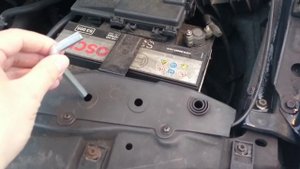 How to adjust headlights on vw golf 4