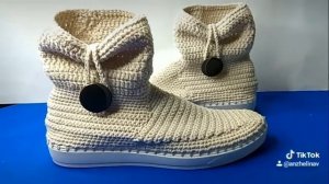 Вязаные сапоги на подошве