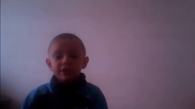 ШОК!!! МАЛЬЧИК КОВЫРЯЕТСЯ В НОСУ!!! смотреть онлайн