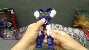 Обзор трансформера Soundwave - Voyager class - Studio Series - SS-83. Музей Р-ТФ.