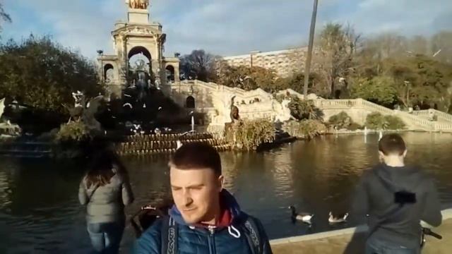 Парк Сьютаделья в Барселоне громадный фонтан «Каскад» 1881 год смотреть онлайн