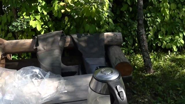 Забродники Finntrail. Часть1. Сравниваем: вес, тест на паропроницаемость и испытание огнем.