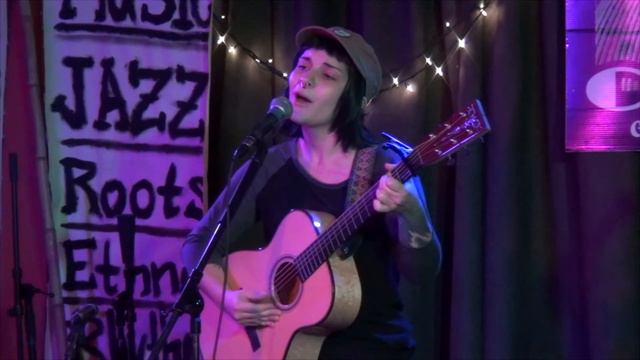 Savannah Valentino - We'll Sleep When the Sun is Up смотреть онлайн