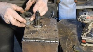 сделал НОВЫЙ РЕВЕРС на кпп ВАЗ без изменения длины кпп