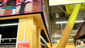 Светодиодная бегущая строка в торговом зале