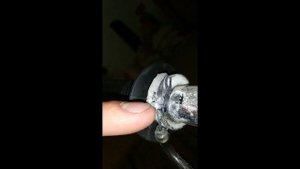 Первая поломка Bajaj Boxer! Временный ремонт ручки газа. Быстро, и просто!