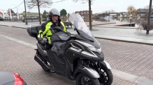 Yamaha Tricity 300 Apron.