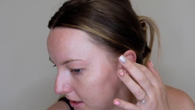 Strobe Dewy Skin Tint Review смотреть онлайн