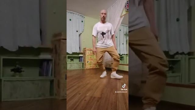 ОБУЧЕНИЕ ТАНЦАМ ШАФЛ ДЛЯ НОВИЧКОВ ☺ УЧИМ НОВЫЕ ДВИЖЕНИЯ. смотреть онлайн