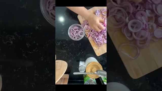рецепт маринованного лука. смотреть онлайн
