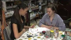 Роспись футболки - узелковый батик