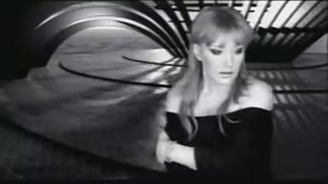 Алла Пугачева - В Петербурге Гроза