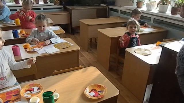 Занятие аппликация в младшей группе. Лоскутное одеяло смотреть онлайн