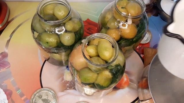 Зелёные, Хрустящий ПОМИДОРЫ ? на ЗИМУ. Который набрала миллион просмотров на Ютубе. Я  готовлю так.