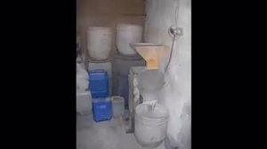 Измельчение зерна.