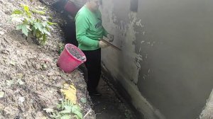 2) Ремонт  задней стенки пристройки гаража... Фундамент под печь...