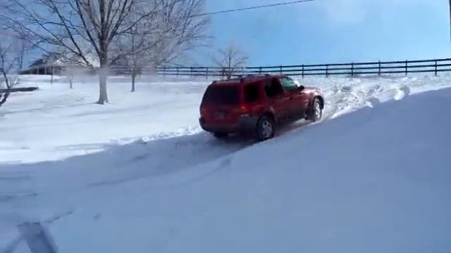2001 Ford Escape in the snow