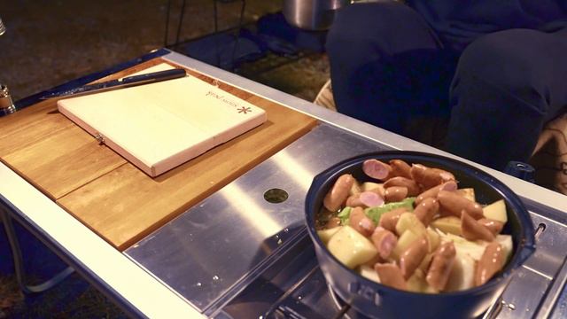 Camping alone in small car by lakeside. Enjoying the solitude in a small car. смотреть онлайн