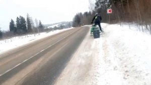 На снегоходе по асфальту)