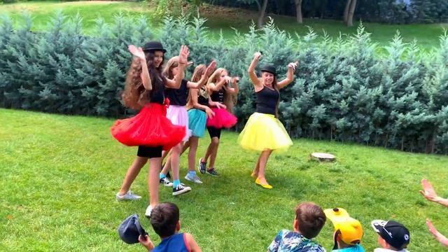 БЕКСТЕЙДЖ Как снимали клип Истеричка / смешные моменты / Мисс Николь НАША МАША НасфиДин смотреть онлайн