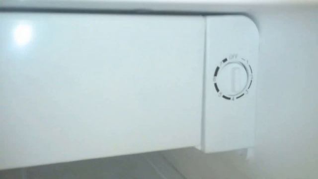 Холодильник Hansa FM050 4 белый однокамерный Код товара 748441 смотреть онлайн